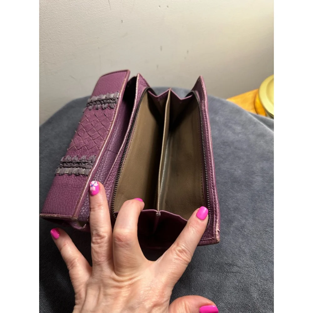 Bottega Veneta Purple Leather Long Snap Wallet w/ Woven Detail - Picture 9 of 15